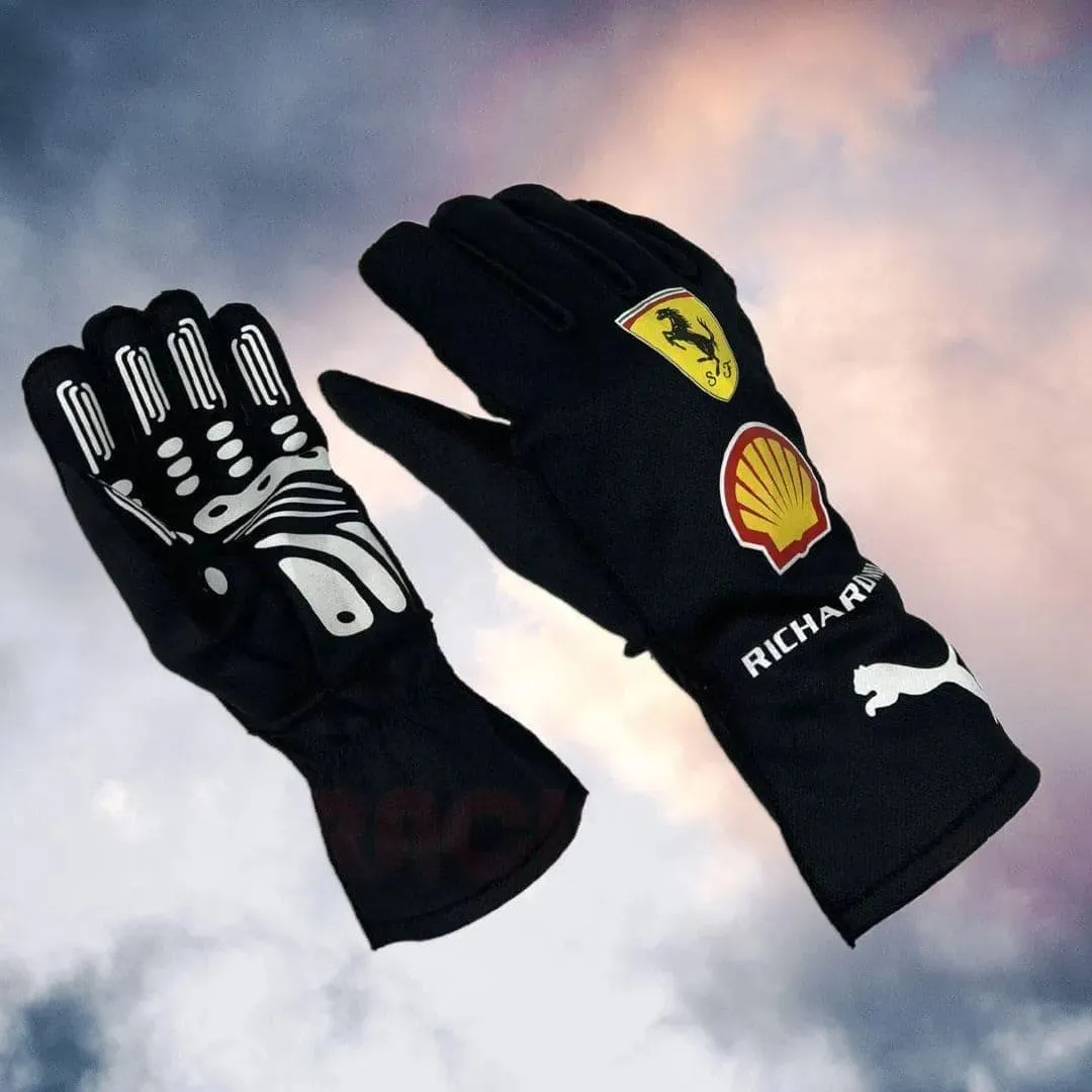 2022 Carlos Sainz Ferrari Race Gloves