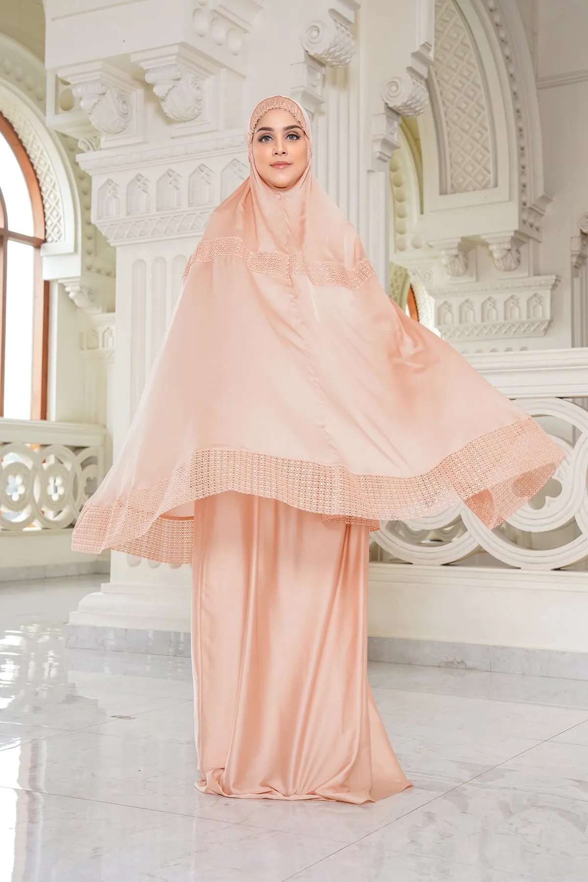 Lavish Prayer Robe - Peach