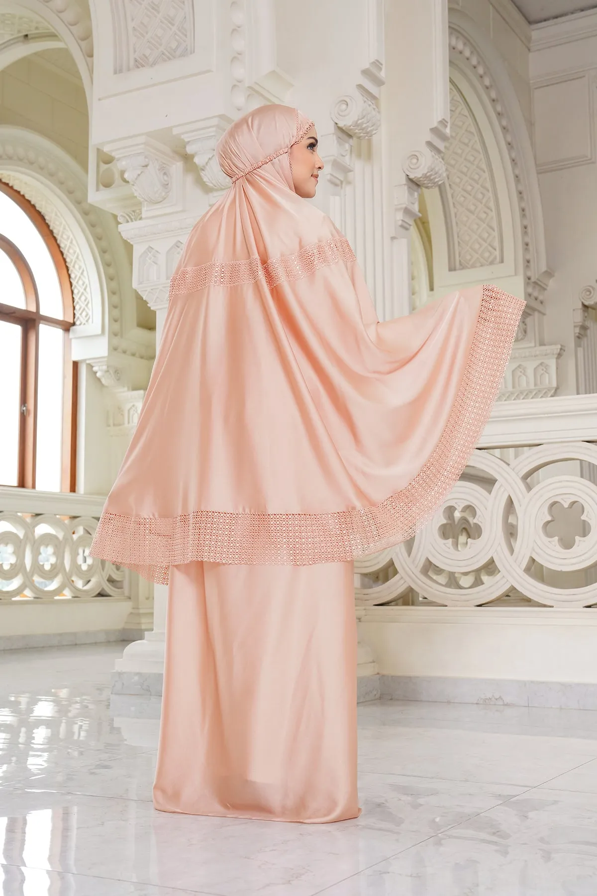 Lavish Prayer Robe - Peach