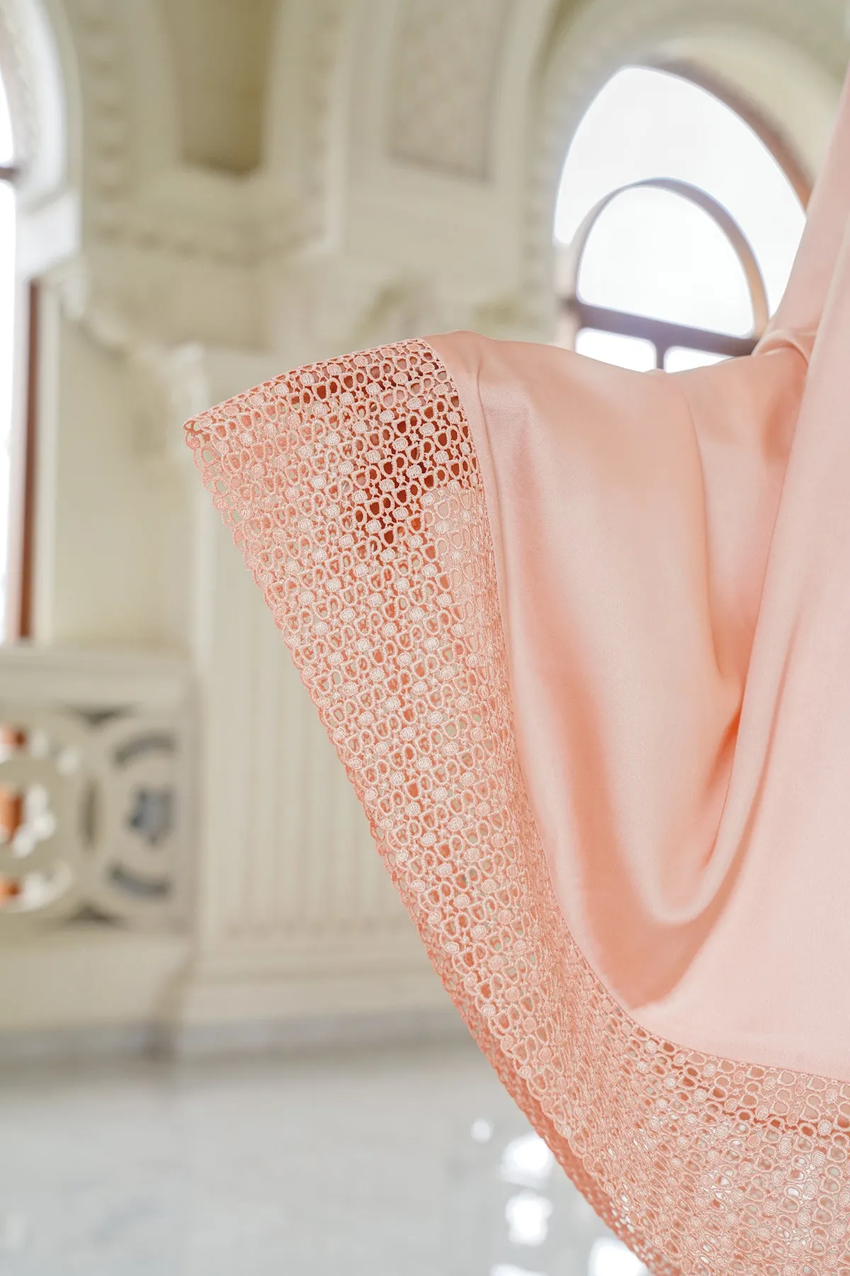 Lavish Prayer Robe - Peach