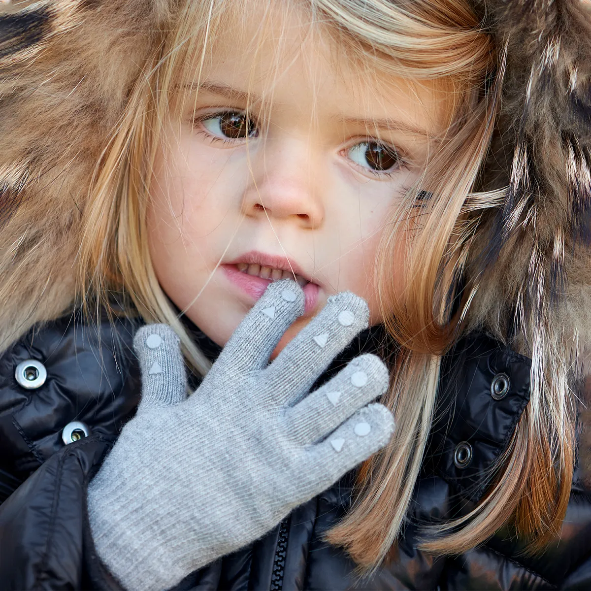 Non-Slip Grip Gloves for Babies and Toddlers - Organic Cotton - Dusty Rose